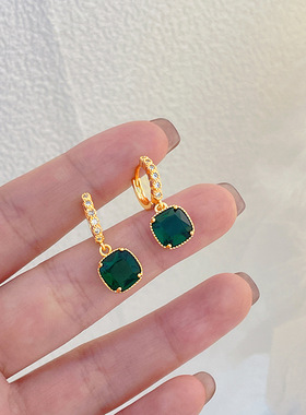 水晶镶钻几何方形项链复古祖母绿直播锁骨链港风淑女气质小巧颈链