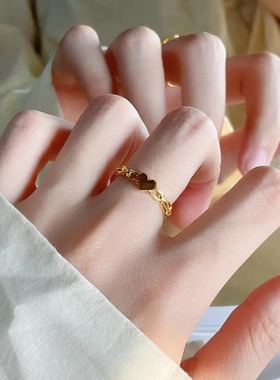 爱心链条戒指女仿黄金环环相扣几何镂空甜美素圈食指戒同款