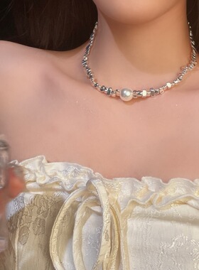 珍珠项链女款高级感锁骨链2023年新款爆款轻奢小众碎银子颈链装饰