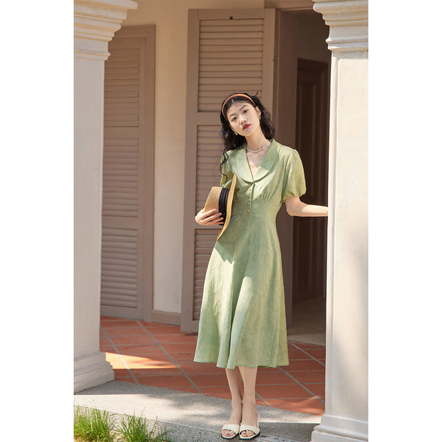 Solighter niche style early spring new dress