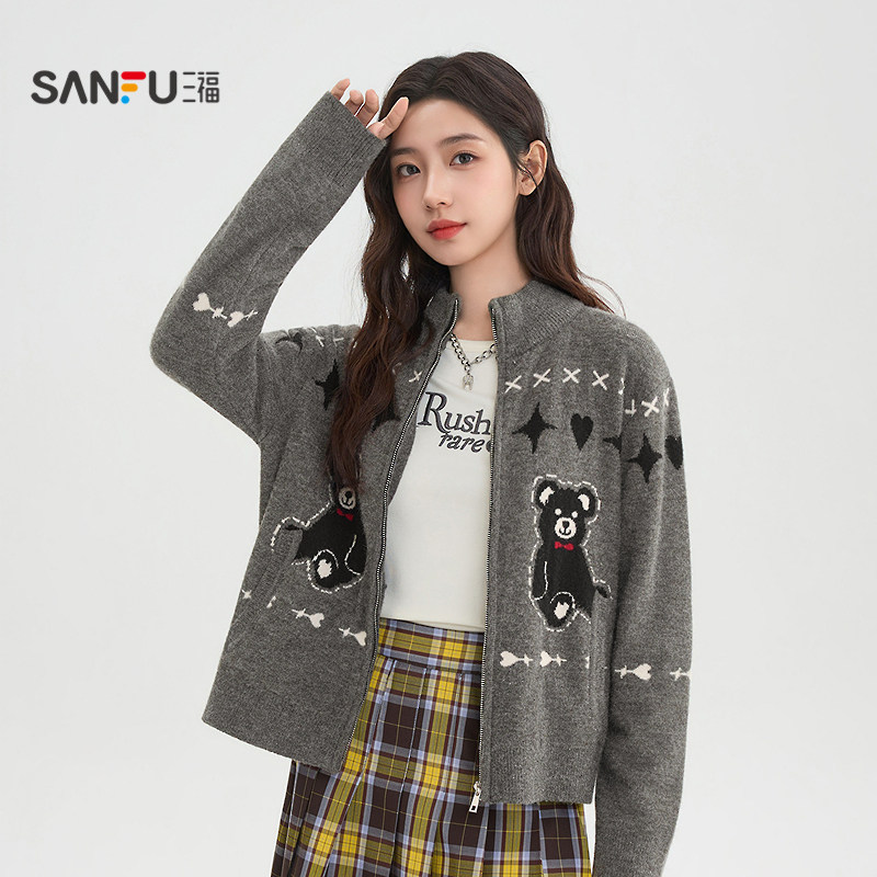 三福毛衣开衫女2026新款春季小熊图案立领宽松披肩上衣女装515940,淘宝优惠券,粉丝福利购,淘宝优惠卷