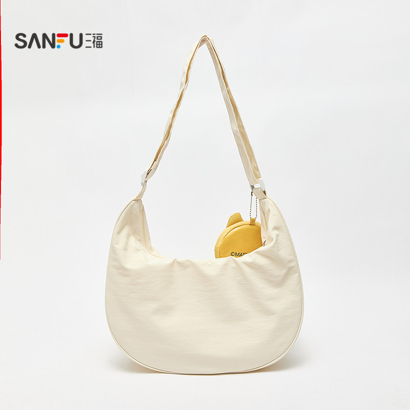 Sanfu shoulder bag summer urban sports Korean casual style crescent bag large capacity cloth soft women's bag 524580