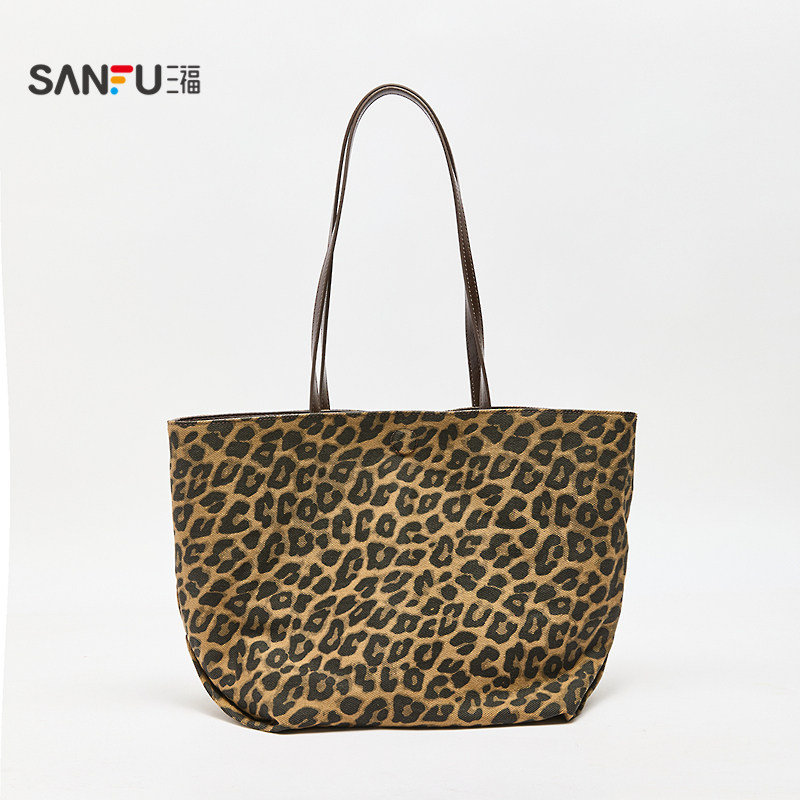 三福挎包冬季简约随性串珠配饰大容量托特包布软包女包510994,淘宝优惠券,粉丝福利购,淘宝优惠卷