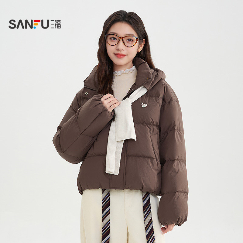 三福羽绒服女2025新款冬季小个子宽松保暖围巾短款外套女装849072