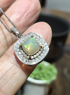 925银镀白金炫彩天然欧泊糖塔吊坠女小众设计感高级轻奢精致礼物