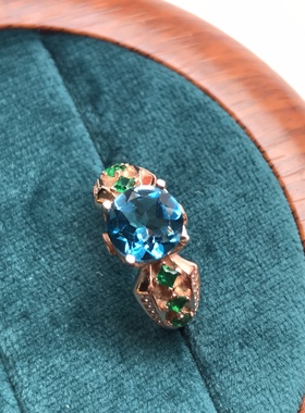 925银玫瑰金色伦敦蓝托帕石戒指