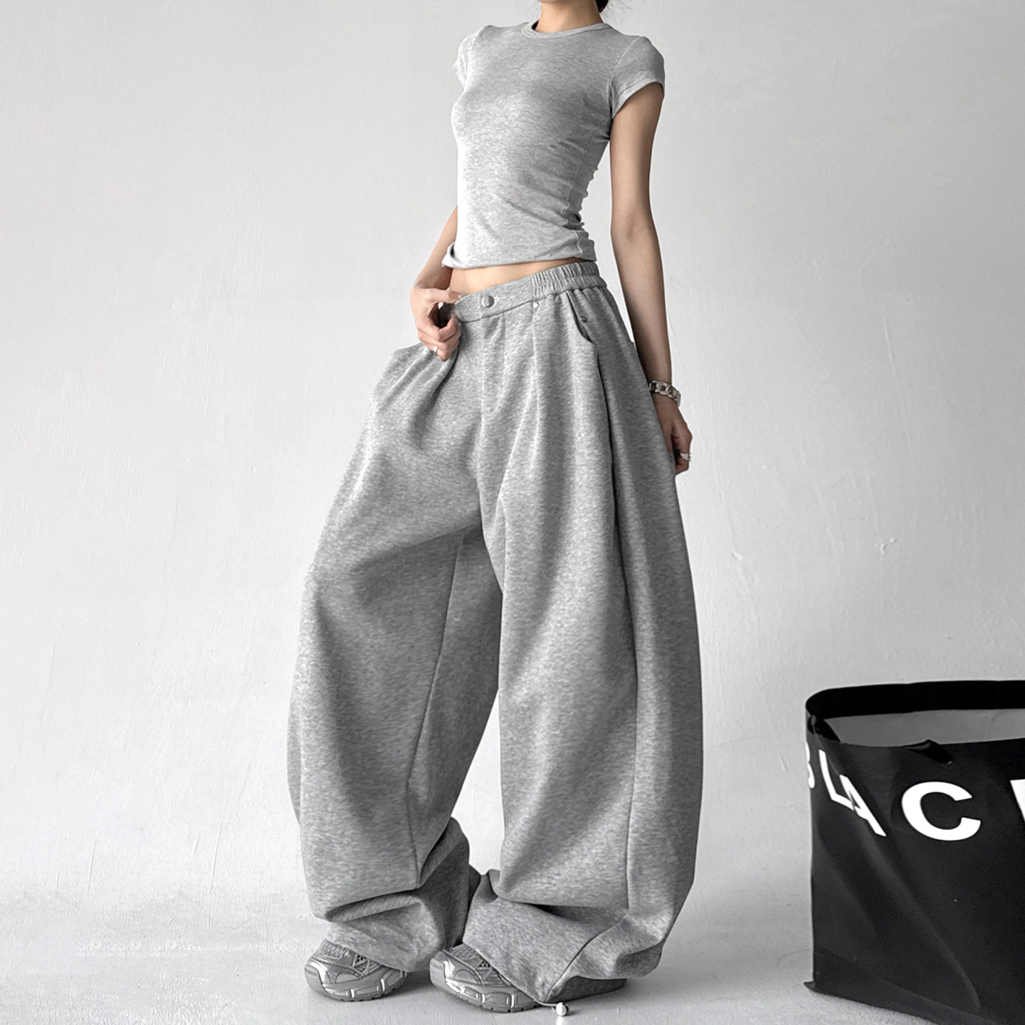韩系穿搭休闲运动裤女2025春装新款高腰阔腿裤宽松显瘦灰色长裤子,淘宝优惠券,粉丝福利购,淘宝优惠卷