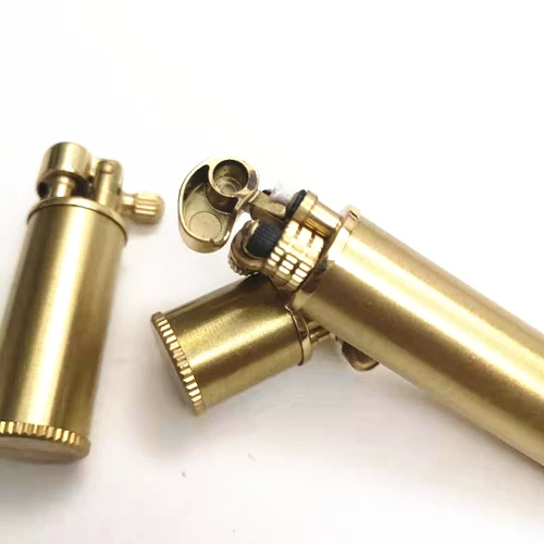 Латунная маленькая зажигалка на керосине, длина миди