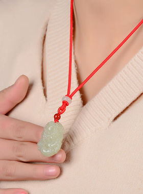 靳铂梵和田玉生肖吊坠十二生肖守护神龙牌虎牌项链青白玉鼠牛虎兔