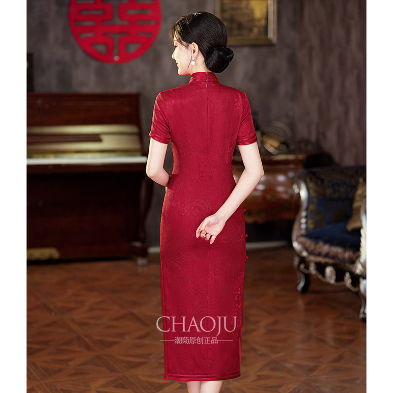 喜婆婆婚宴装2024新款红色妈妈礼服高贵年轻真丝旗袍桑蚕丝高端