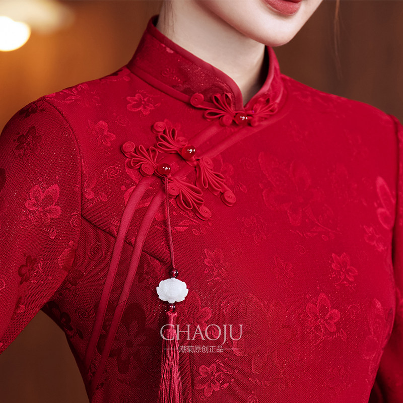 大码旗袍冬季加绒加厚红色2024新款喜婆婆婚宴装高端年轻款妈妈
