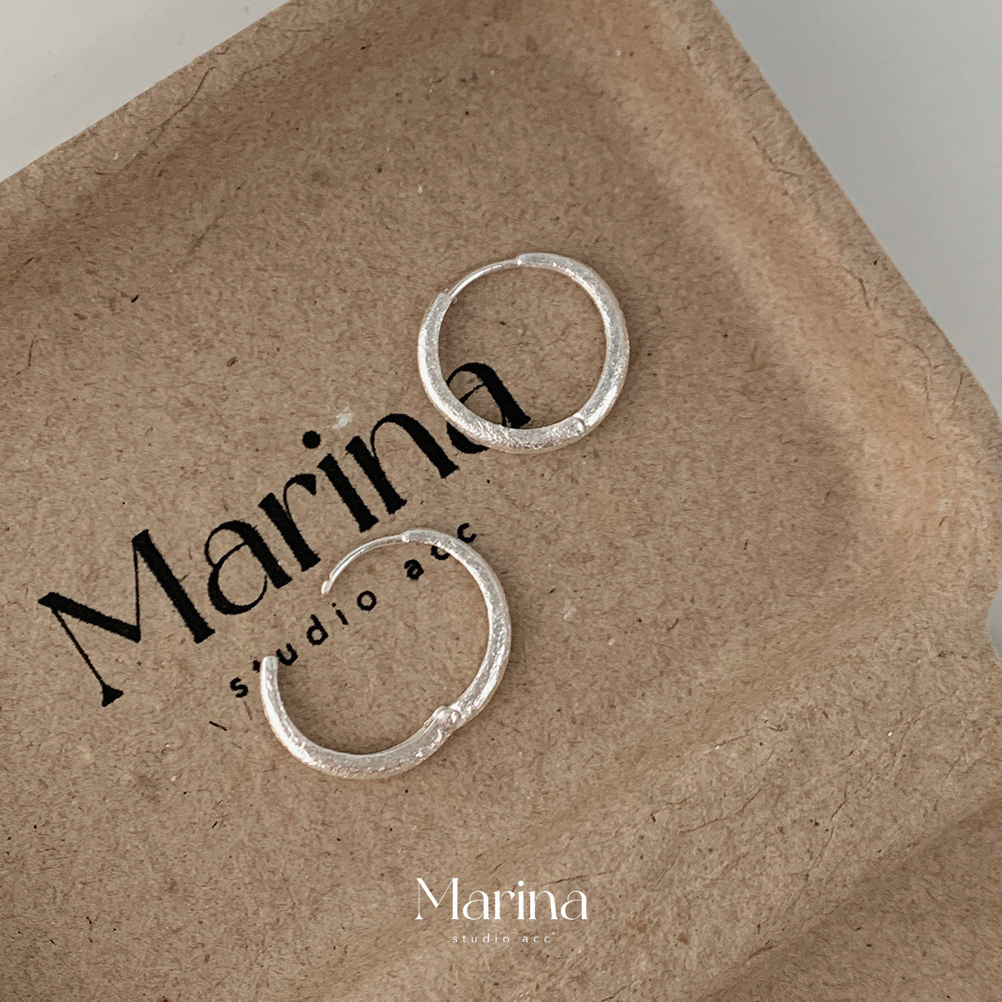 宛如星河｜高级质感基础耳圈通体925纯波光粼粼银耳钉耳环闪砂女,淘宝优惠券,粉丝福利购,淘宝优惠卷