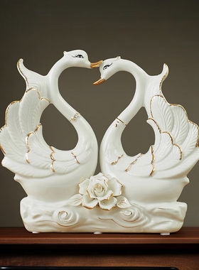 帕美居天鹅摆件陶瓷家居装饰品客厅电视柜酒柜结婚礼物开业礼品工