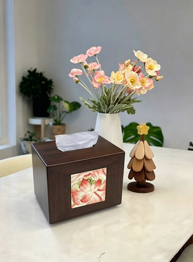 手工香樟木卫生间驱虫净化卷纸盒