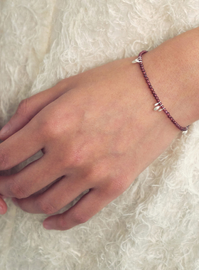 【OLIO E ACETO】hug 2025早春新款纯色石榴石水滴串珠手链