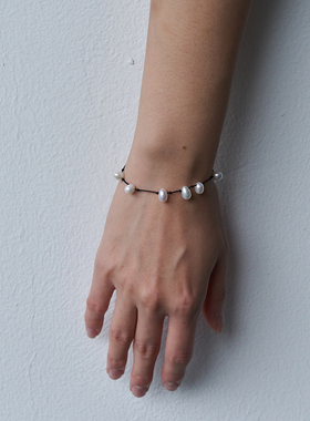 【SOFT MOUNTAINS】hug 2025早春新款原创设计淡水珍珠手链饰品