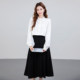 ການອອກແບບ blouse ສີຂາວແບບຝຣັ່ງສໍາລັບແມ່ຍິງ