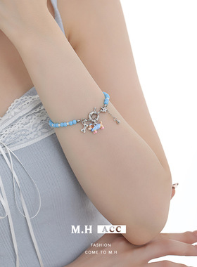 蓝色串珠腊肠狗手链女卡通甜美ins风高级感女生精致时尚饰品