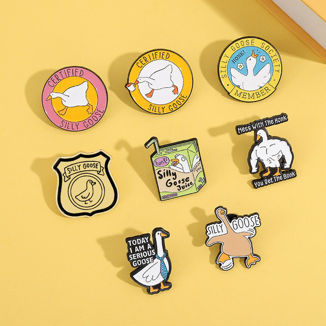 Brooch duck ງາມສ້າງສັນຕົວອັກສອນພາສາອັງກິດສ່ວນບຸກຄົນ badge pin ເຄື່ອງນຸ່ງຫົ່ມ backpack ອຸປະກອນເສີມ pendant medal