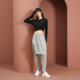 Loose casual trousers in the middle waist