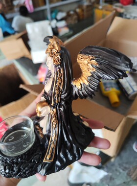 死神特雷西娜雕像摆件