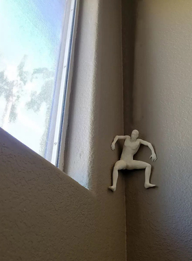 跨境新款现代创意装饰墙角型角落人物“受惊”人物墙角雕塑攀爬者