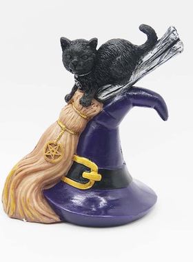 2023跨境新款 Bewitched Black Cat Ornament 黑猫树脂工艺品摆件