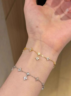闪钻四叶草手链女士时尚轻奢小众设计感气质精致手饰品礼物潮