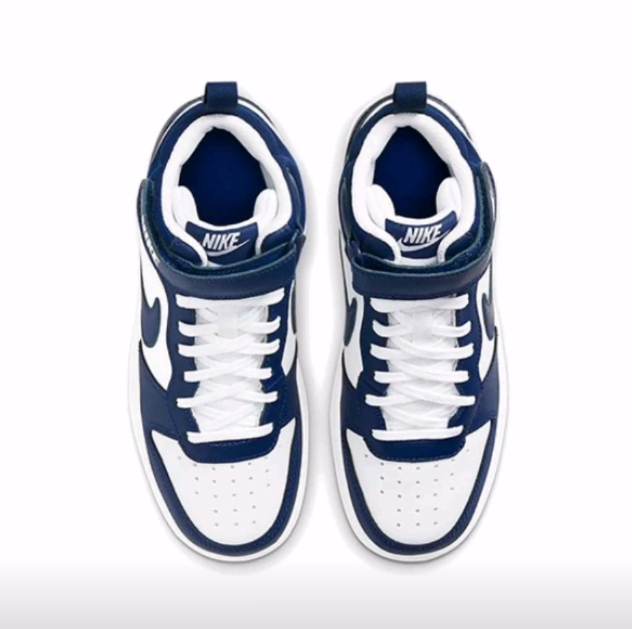 NikeCourt Borough Mid2合成革小黑曜石舒适休闲中帮儿童板鞋蓝白,淘宝优惠券,粉丝福利购,淘宝优惠卷