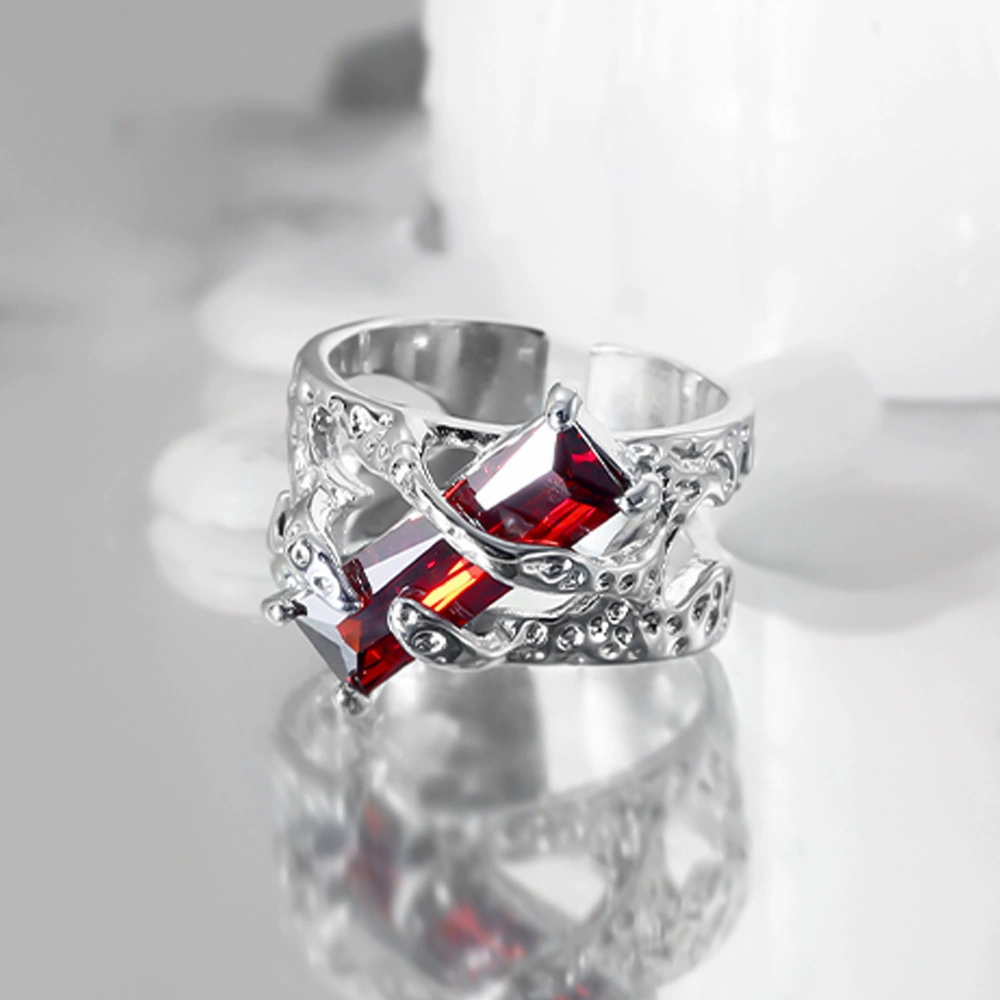 明星同款设计复古红宝石戒指男小众个性暗黑镂空指环送生日礼物