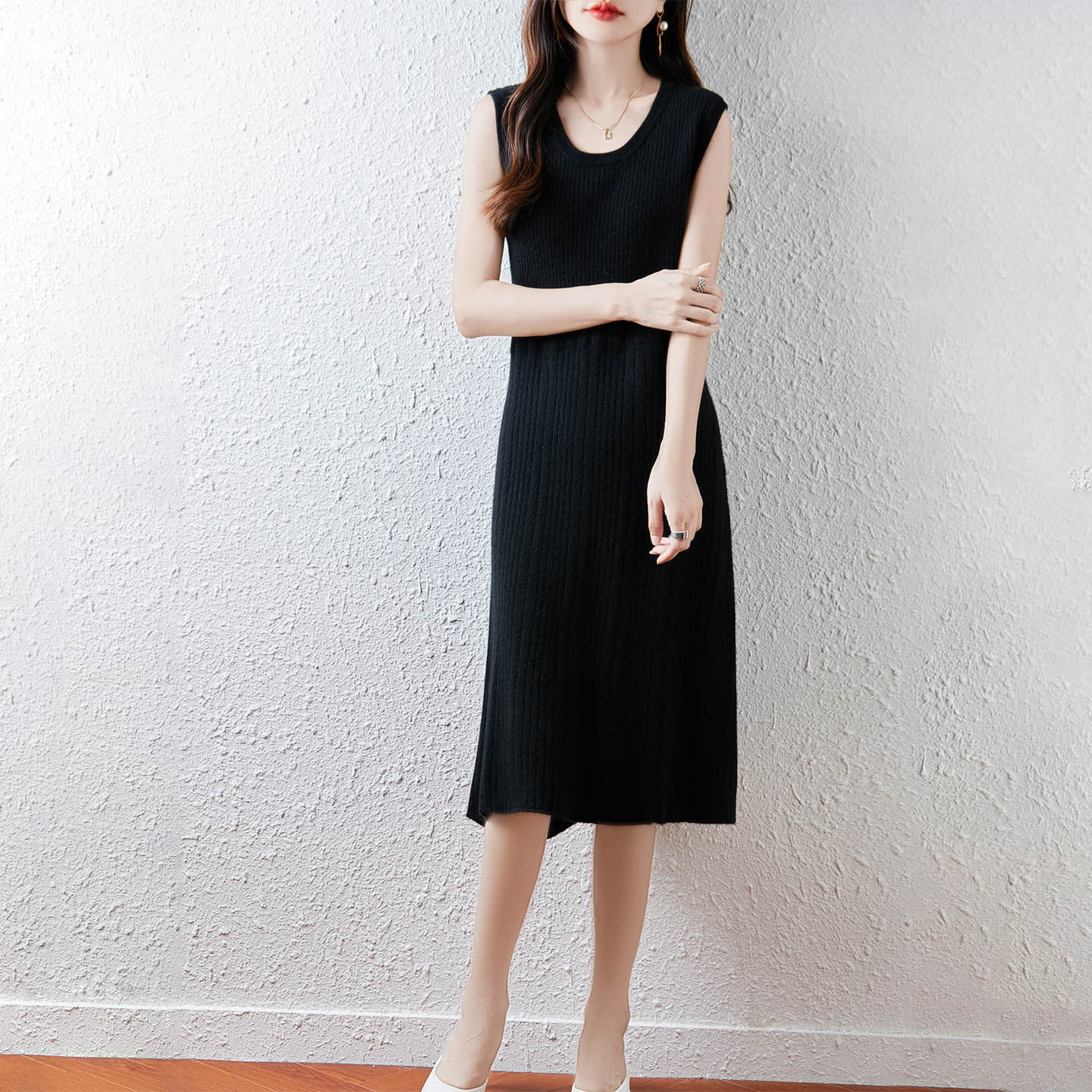 香港潮牌百搭修身纯羊毛无袖针织背心连衣裙女秋冬款气质显瘦内搭,淘宝优惠券,粉丝福利购,淘宝优惠卷