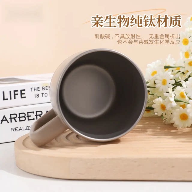 ຈອກ titanium ບໍລິສຸດທີ່ມີຝາປິດ, ຈອກນ້ໍາມູນຄ່າສູງ, ຄູ່ສູນຍາກາດສອງຊັ້ນ, ຈອກກາເຟໃນຫ້ອງການ, ຈອກທີ່ມີເສັ້ນຜ່າກາງຂະຫນາດໃຫຍ່