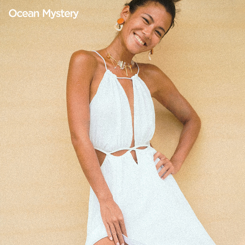OceanMystery新款纯洁白连衣裙女挂脖开衩显腿长可调节度假风长裙-图1