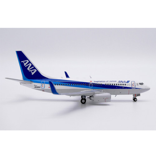 JC WINGS 1:400 波音 B737-700 ANA JA02AN SA4012 带蒙皮 - 图1