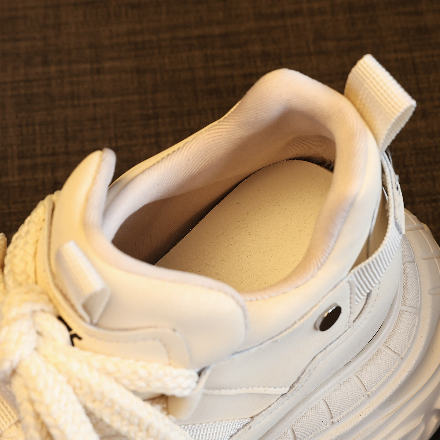 香港时尚新款松糕老爹鞋女款不累脚2025秋季女士厚底内增高休闲鞋,淘宝优惠券,粉丝福利购,淘宝优惠卷