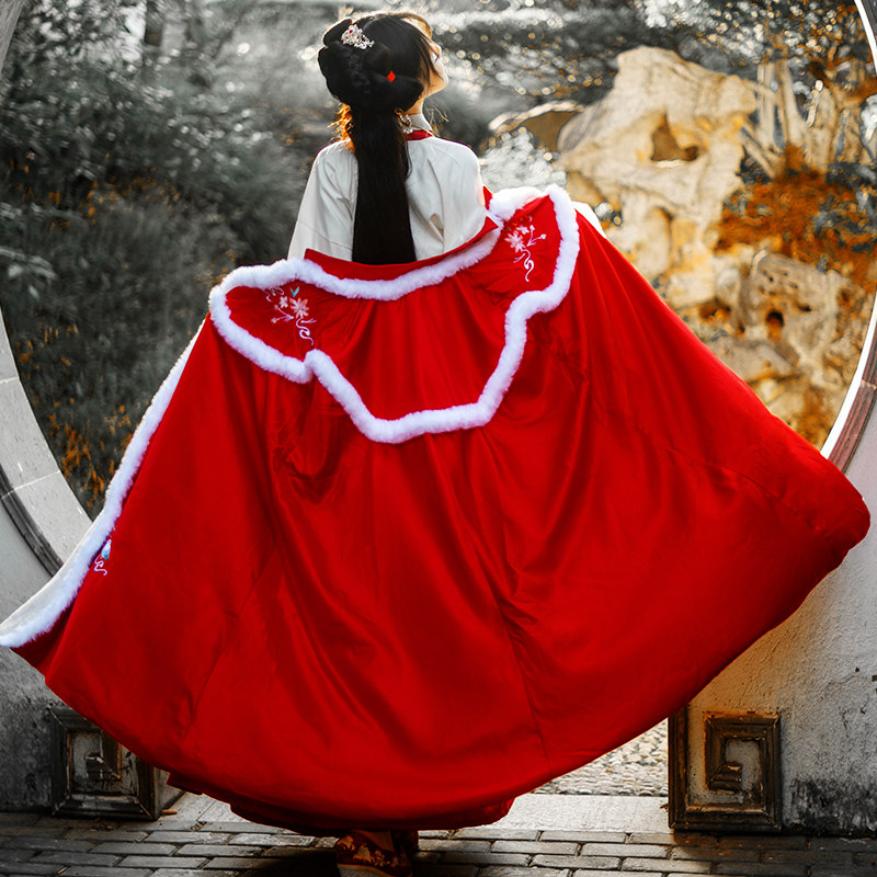 原创斗篷长款刺绣加绒加厚结婚汉服 红富兰汉服