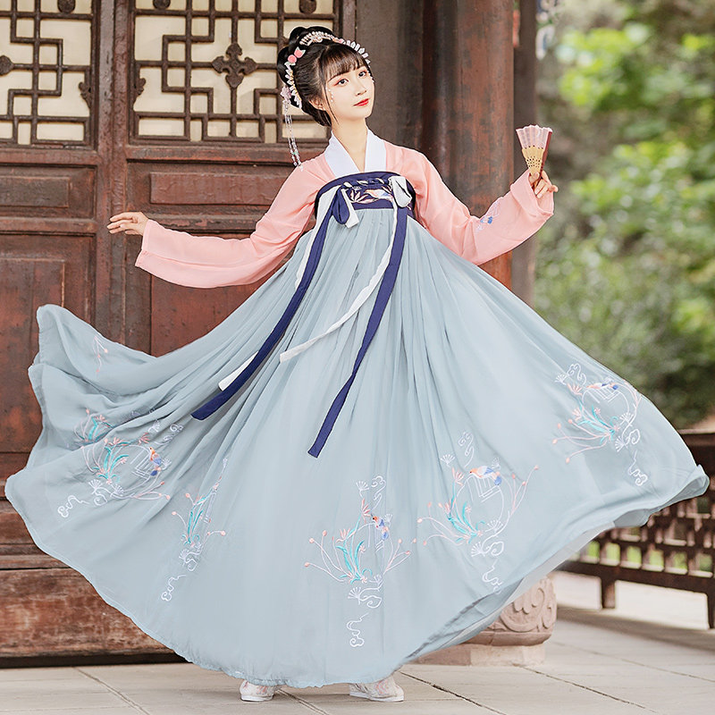 原创女中国风古装刺绣淡雅超仙汉服 红富兰汉服