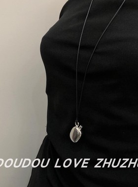 黑皮绳金属光面水壶长款吊坠项链