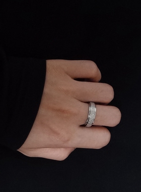 钛钢戒指不掉色自律潮女小众设计