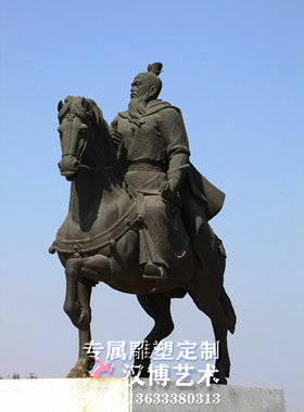 玻璃钢古代骑马人物雕塑定制