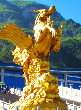 玻璃钢铸铜古代龙马精神雕塑