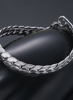 Men's titanium steel bracelet, a trendy Cuban accessory手链