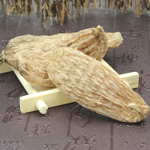 Северо -восточное выращивание горы Чанбай