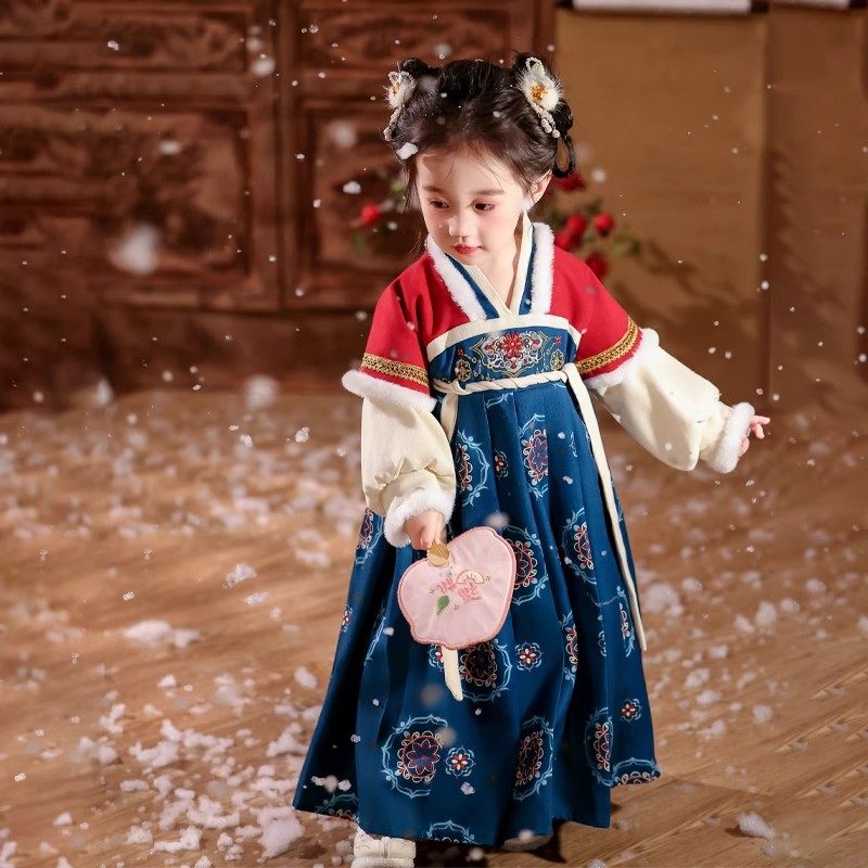 新款小女孩古风女童汉服冬装加绒国风襦裙加绒加厚套装儿童拜年服,淘宝优惠券,粉丝福利购,淘宝优惠卷