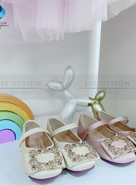 儿童房衣帽间搭配粉色女孩公主