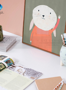 趣味卡通儿童房样板间小兔子主题桌面摆件装饰画绘本水彩笔筒组合