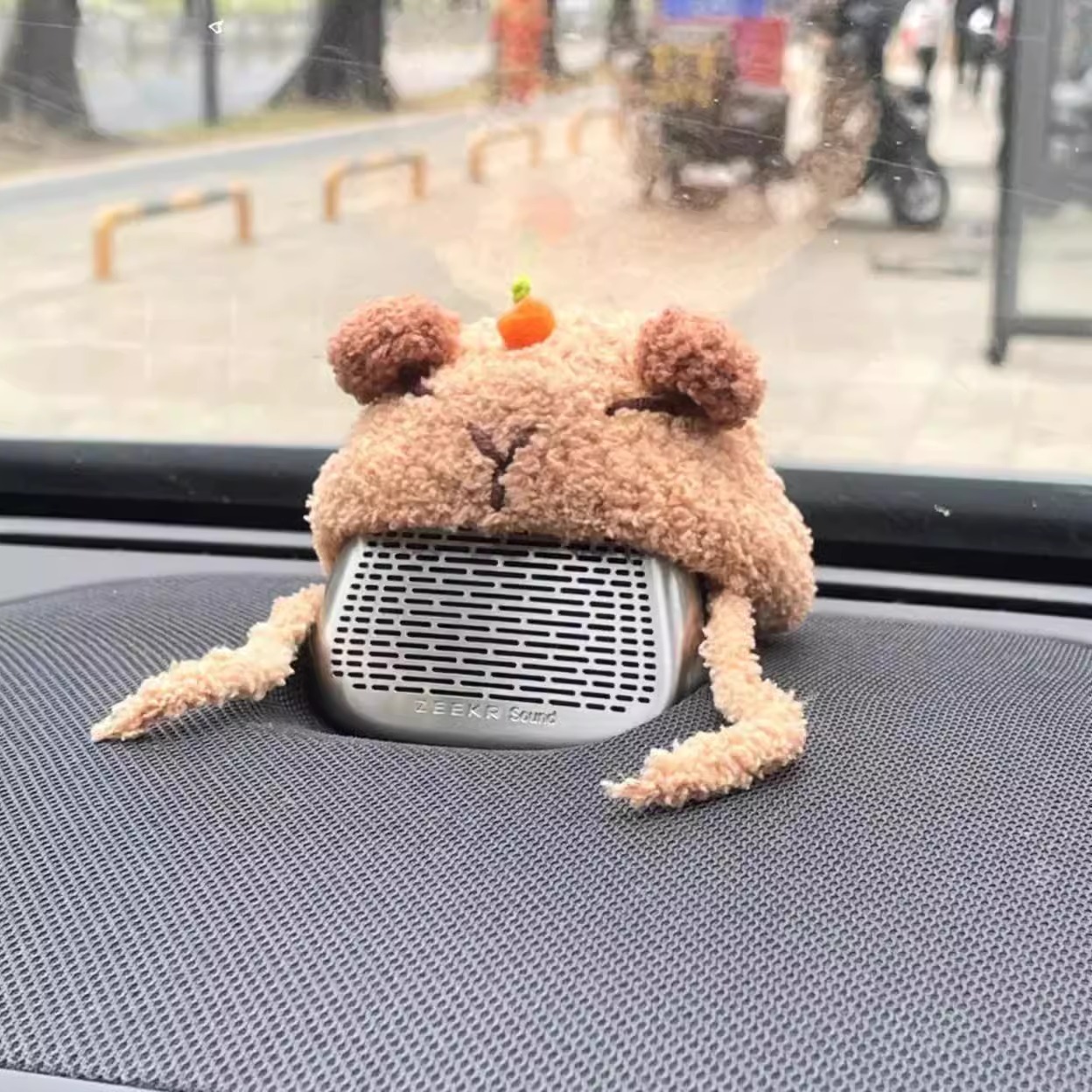 中国红喵公主哪吒极氪007GT/001/7X中置音响帽子装饰品猫耳朵摆件 - 图2