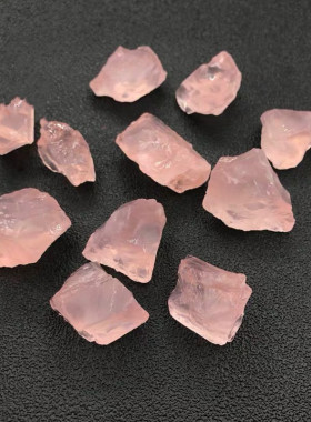 保真优质大块粉晶碎石原矿毛料鱼缸花盆瓶装饰矿物标本爱心石包邮