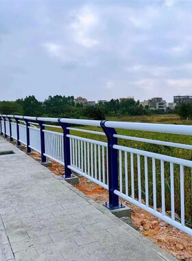 市政道路护栏围栏栅栏护栏围挡马路交通隔离栏公路栏杆室外防护栏