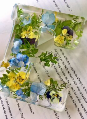 【字母订制】高度10cm 工期一周 滴胶真花手工节日礼品树脂摆件